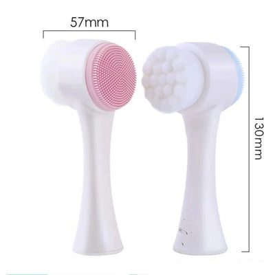 Glow & Go: Deep Cleanse and Gentle Massage with the 3D Silicone Facial Brush!