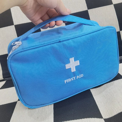 Portable First Aid Kit Bag – Health Medicine Storage Emergency Kit – Oxford Cloth Travel Medical Bag for Outdoor & Travel Use (Red)